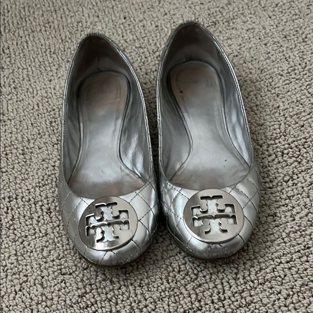 Tory Burch Silver Quilted Women's Flats